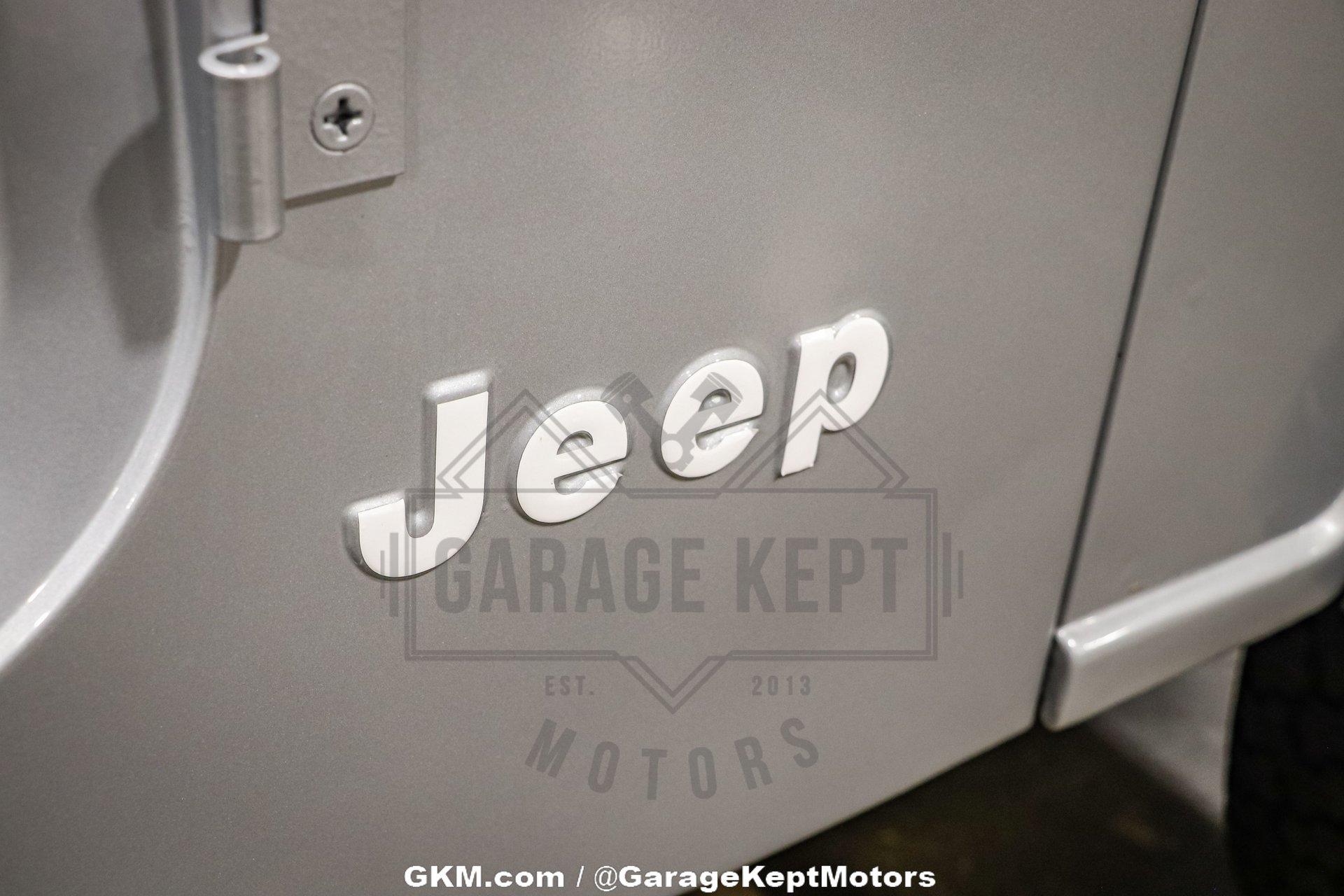 Jeep-Other-1983-Silver-Black-5