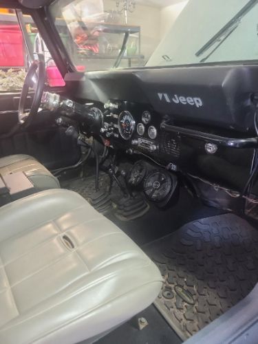 Jeep-Other-1985-Gray-7