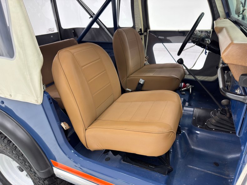 Jeep-Renegade-1979-Ensign-Blue-Tan-15