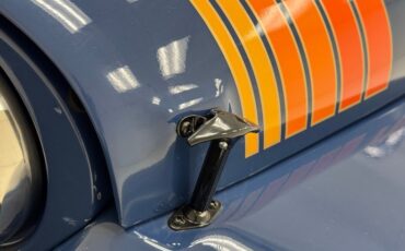 Jeep-Renegade-1979-Ensign-Blue-Tan-2