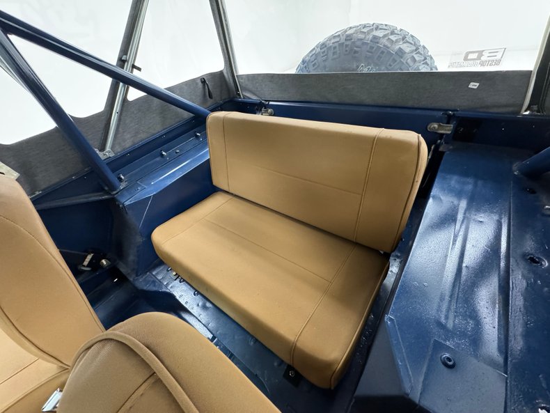 Jeep-Renegade-1979-Ensign-Blue-Tan-38