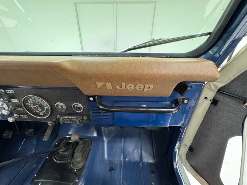 Jeep-Renegade-1979-Ensign-Blue-Tan-43