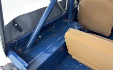 Jeep-Renegade-1979-Ensign-Blue-Tan-5