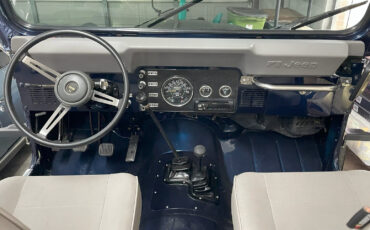 Jeep-Renegade-1980-SUV-6