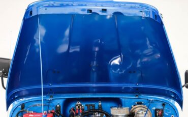Jeep-Renegade-1984-Ballistic-Blue-Black-11