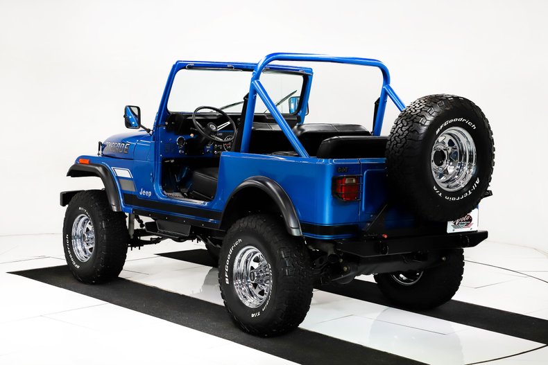 Jeep-Renegade-1984-Ballistic-Blue-Black-16