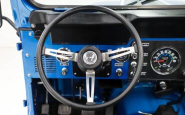 Jeep-Renegade-1984-Ballistic-Blue-Black-19