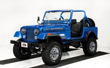 Jeep-Renegade-1984-Ballistic-Blue-Black-24