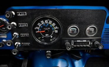 Jeep-Renegade-1984-Ballistic-Blue-Black-26