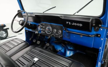 Jeep-Renegade-1984-Ballistic-Blue-Black-37