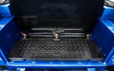 Jeep-Renegade-1984-Ballistic-Blue-Black-47