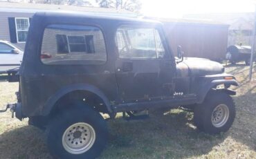 Jeep-Renegade-1984-Black-4