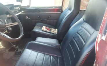 Jeep-Renegade-1984-Black-7