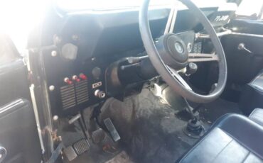 Jeep-Renegade-1984-Black-8