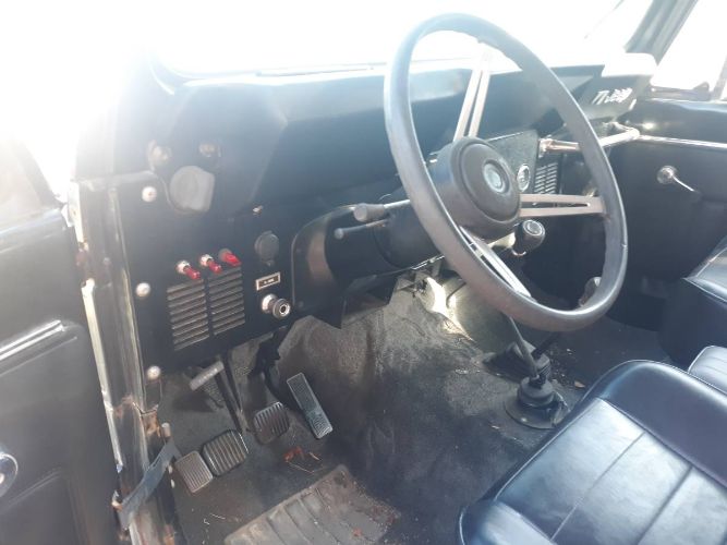 Jeep-Renegade-1984-Black-8