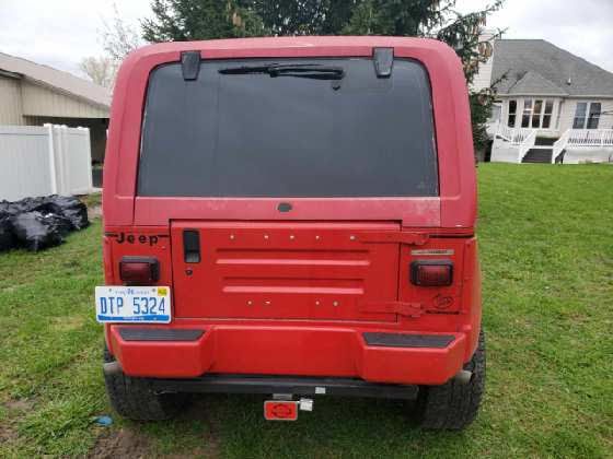 Jeep-Renegade-1991-3