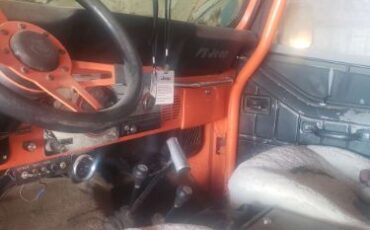 Jeep-Scrambler-1981-10