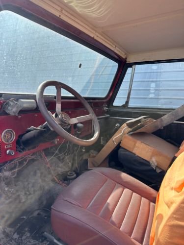 Jeep-Scrambler-1983-4
