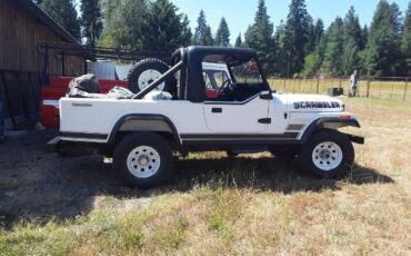 Jeep-Scrambler-1983-White-3