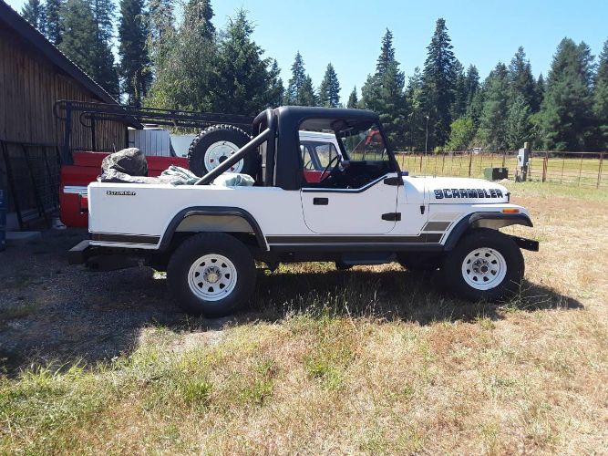 Jeep-Scrambler-1983-White-3