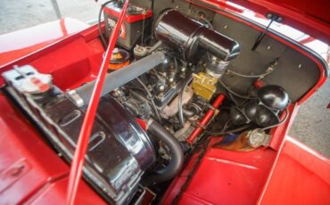 Jeep-Ster-1948-Red-Barcelona-Red-vinyl-19