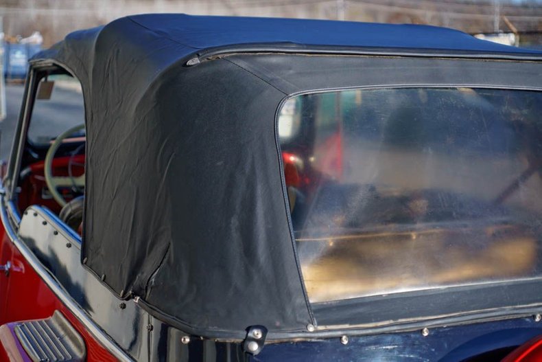 Jeep-Ster-1948-Red-Barcelona-Red-vinyl-46