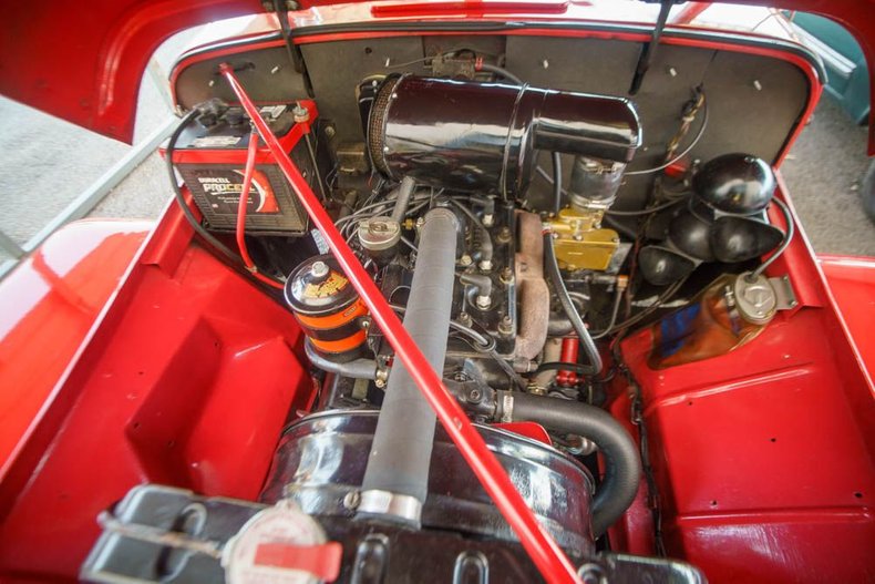 Jeep-Ster-1948-Red-Barcelona-Red-vinyl-49