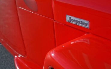 Jeep-Ster-1948-Red-Barcelona-Red-vinyl-9