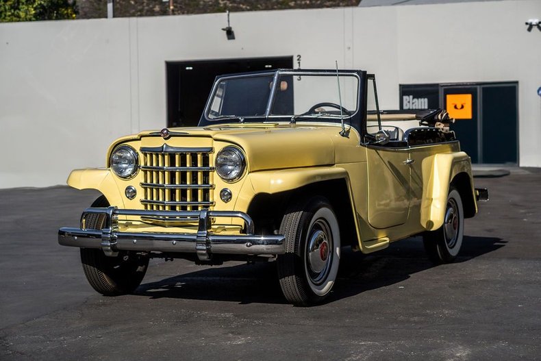 Jeep-Ster-1950-YellowWhite-Black-1