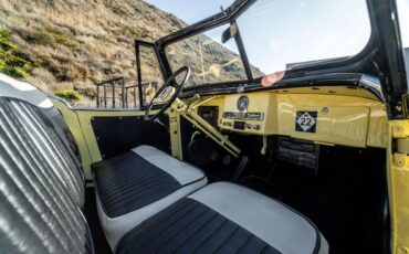 Jeep-Ster-1950-YellowWhite-Black-11
