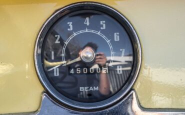 Jeep-Ster-1950-YellowWhite-Black-12