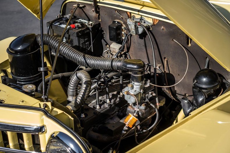 Jeep-Ster-1950-YellowWhite-Black-15