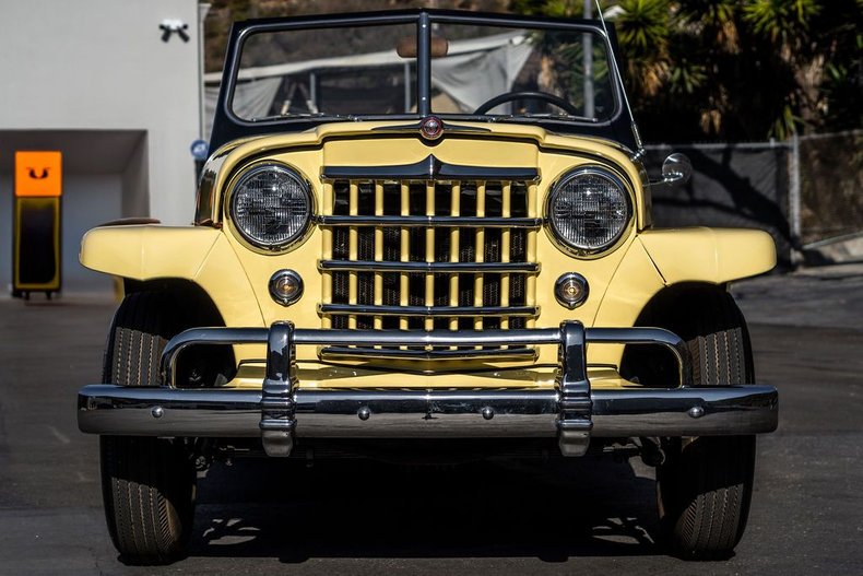 Jeep-Ster-1950-YellowWhite-Black-17