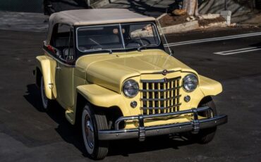Jeep-Ster-1950-YellowWhite-Black-2