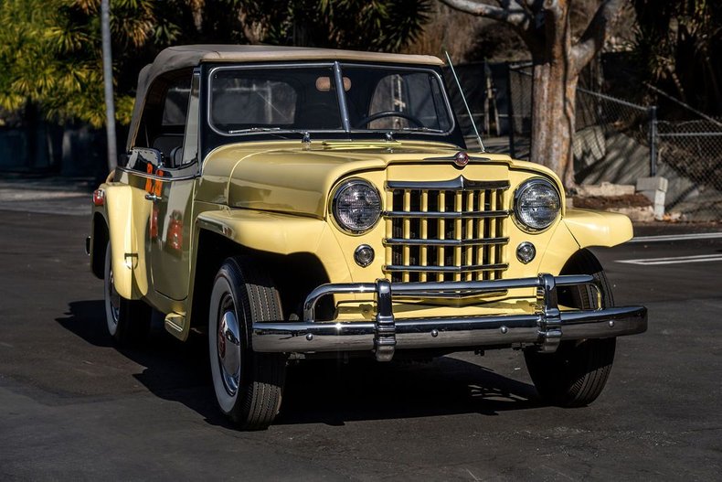 Jeep-Ster-1950-YellowWhite-Black-25