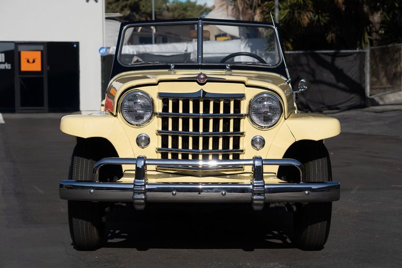 Jeep-Ster-1950-YellowWhite-Black-26
