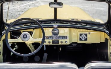 Jeep-Ster-1950-YellowWhite-Black-3