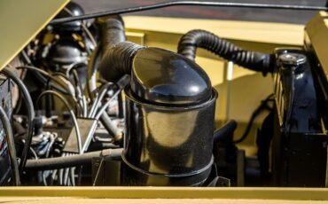 Jeep-Ster-1950-YellowWhite-Black-33
