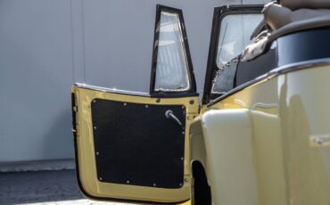 Jeep-Ster-1950-YellowWhite-Black-38