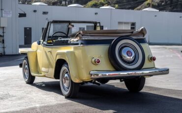 Jeep-Ster-1950-YellowWhite-Black-4