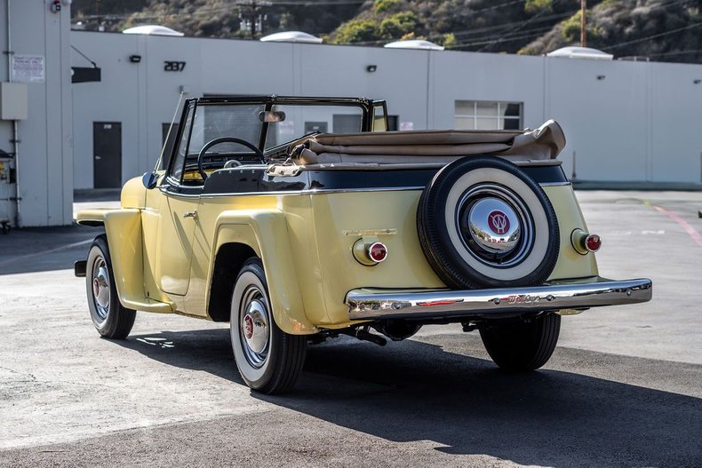 Jeep-Ster-1950-YellowWhite-Black-4