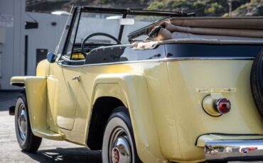 Jeep-Ster-1950-YellowWhite-Black-40