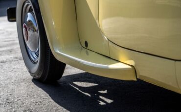 Jeep-Ster-1950-YellowWhite-Black-41