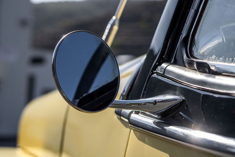 Jeep-Ster-1950-YellowWhite-Black-42