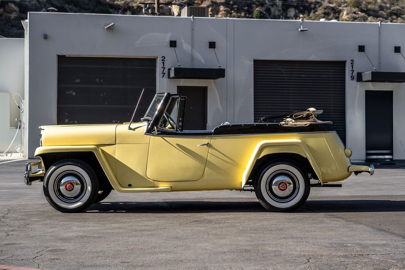 Jeep-Ster-1950-YellowWhite-Black-44