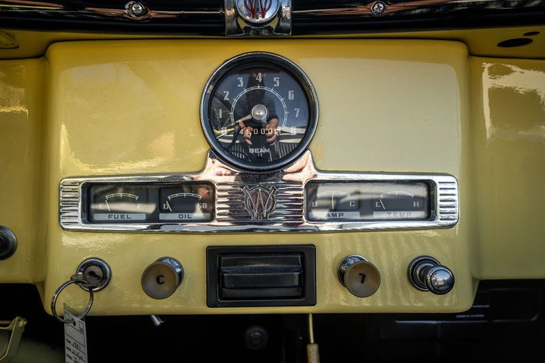 Jeep-Ster-1950-YellowWhite-Black-49