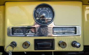 Jeep-Ster-1950-YellowWhite-Black-5