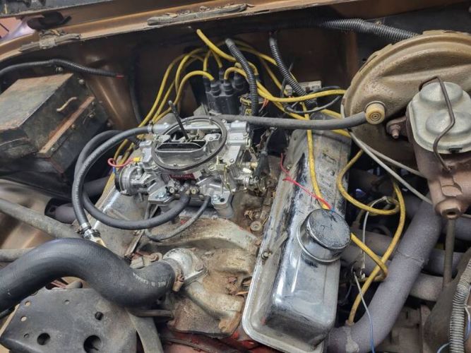 Jeep-Ster-1957-Tan-Black-4