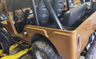 Jeep-Ster-1957-Tan-Black-9