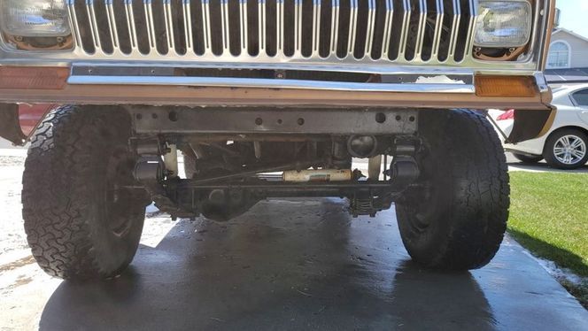 Jeep-Wagon-1977-4